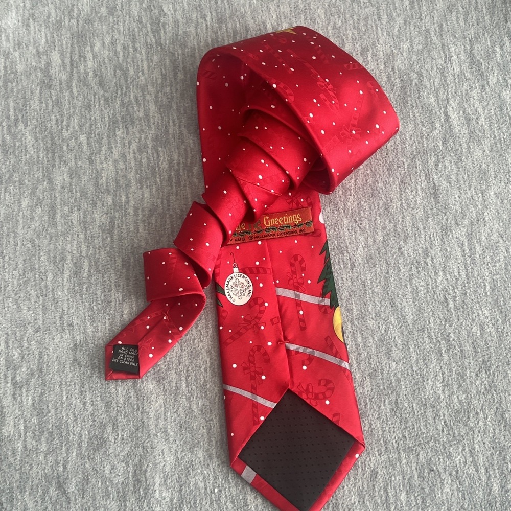 Hallmark Yule Tie Greetings Christmas Santa Mrs Claus Car Peace Silk Men Vintage - Picture 10 of 12